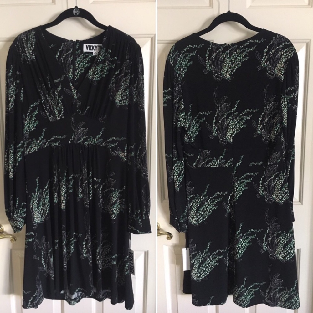 ❣️NWT VICKY TIEL Floral Empire Waist Dress-Med